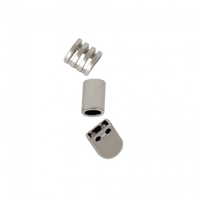Facettierte Kordelenden aus Zamak - 2 — Senkelenden (Aglets), Detailansicht, Ata Buttons Türkei